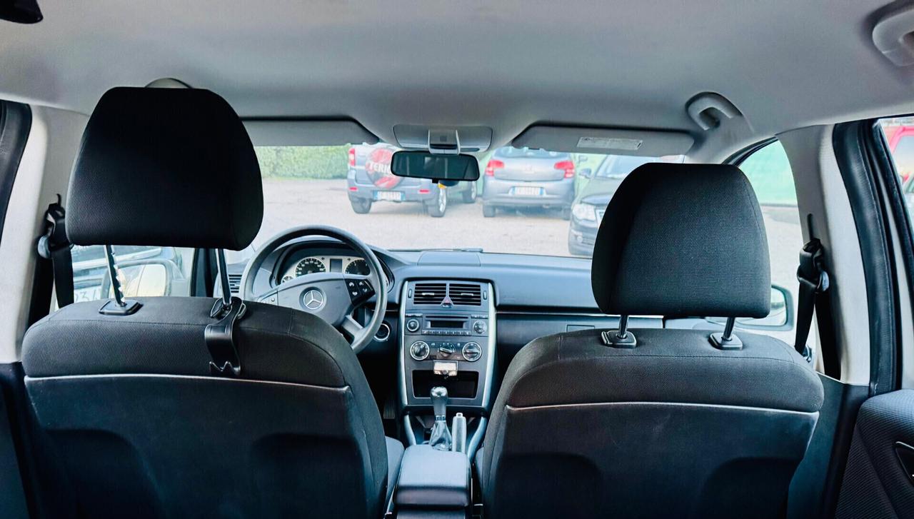 Mercedes-benz B 180 CDI Premium Ok Neopatentati