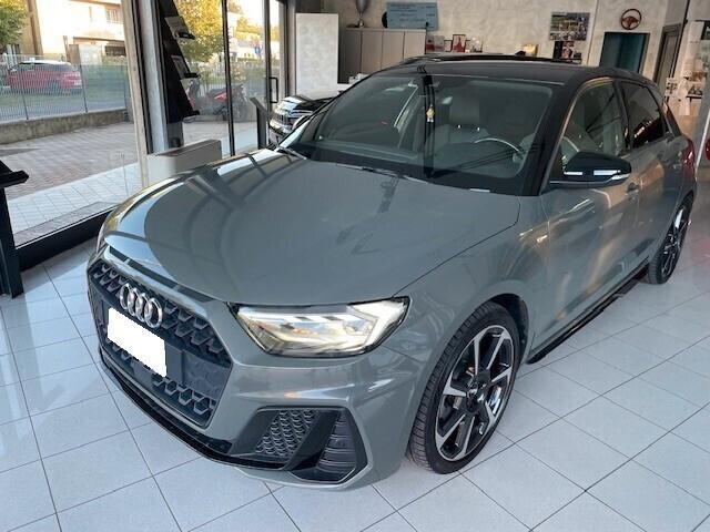 Audi A1 SPB 35 TFSI S tronic 150 cv S/line int+est bi-color