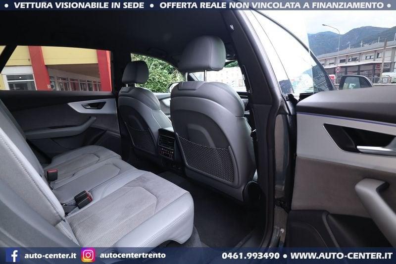 Audi Q8 50 TDI quattro Sport S-LINE Black 22 SLINE