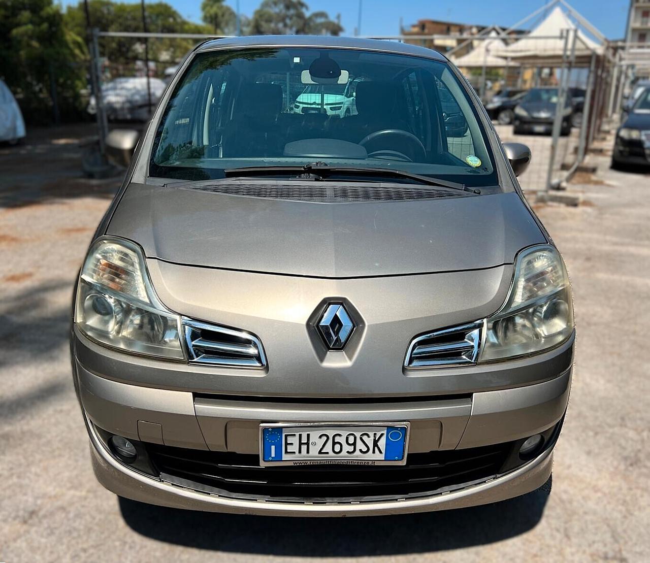 RENAULT MODUS 1.2 16V NighteDay - 2011
