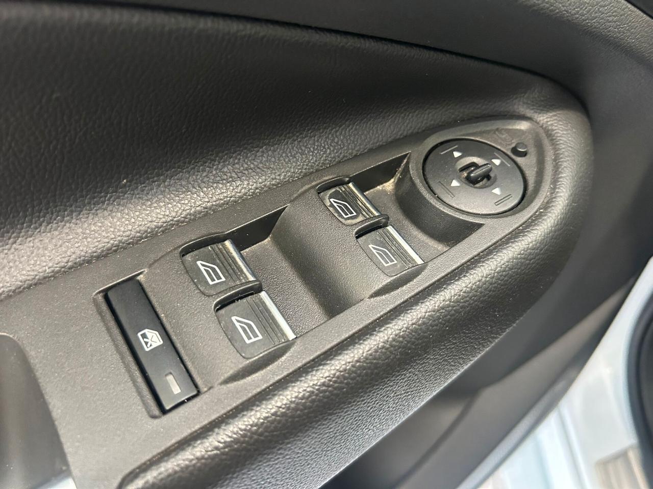 Ford Kuga 1.5 TDCI 120CV 2WD ST-Line 2018