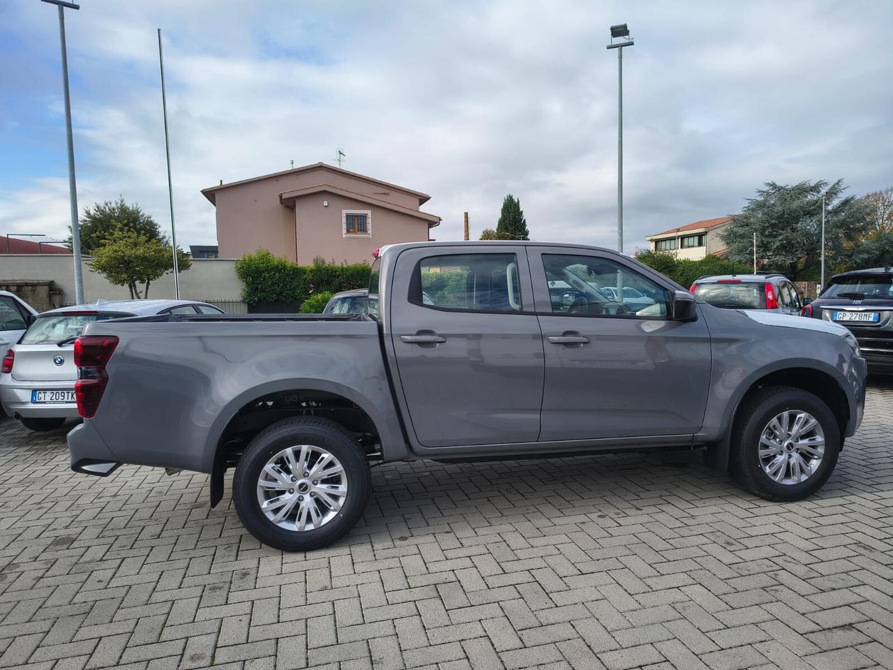 Isuzu D-Max CREW N60BB+*NUOVA PRONTA CONSEGNA*IVA ESCLUSA