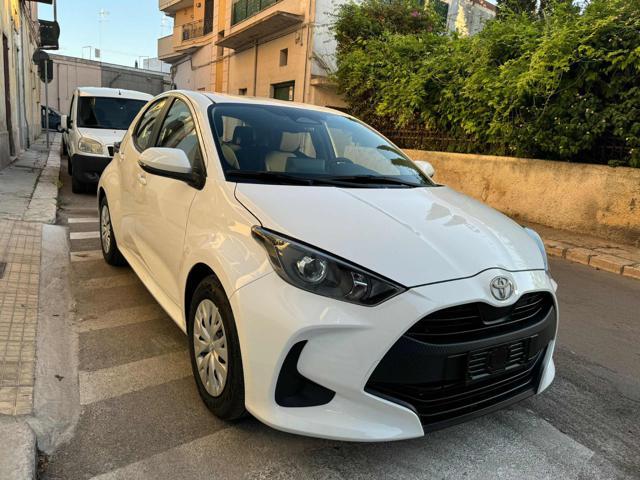 TOYOTA Yaris 1.5 Hybrid 5 porte Active