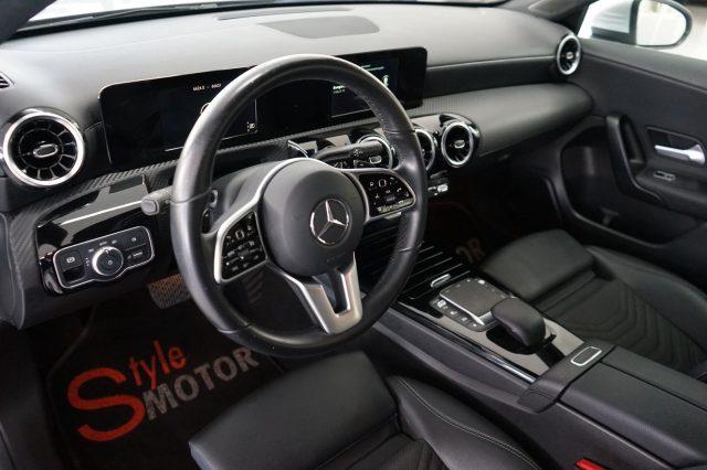 MERCEDES-BENZ A 180 d Automatic Business Extra Uniprop. Certificata