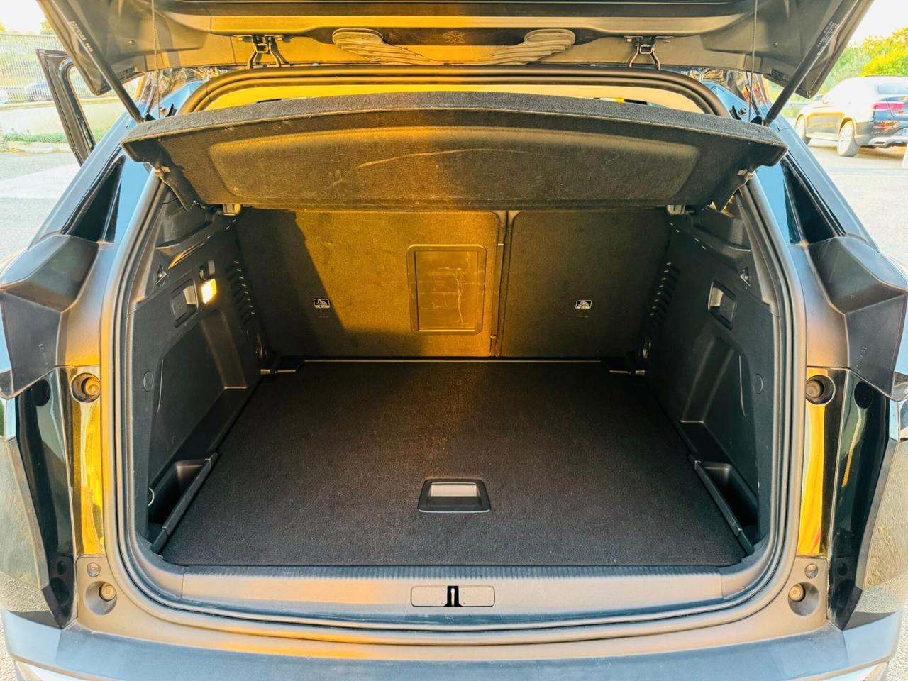 Peugeot 3008 BlueHDi 130 S&S EAT8 Allure Pelle/Led