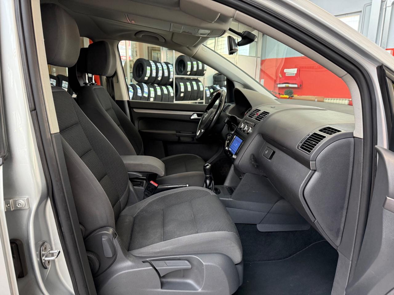Volkswagen Touran 1.4 TSI Highline EcoFuel 7 POSTI