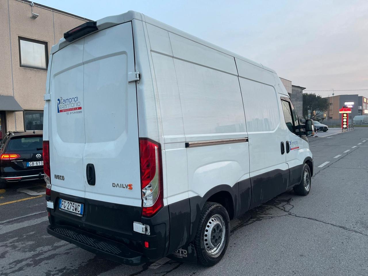 Iveco Daily 35S15 2.3 HPT PC Cabinato