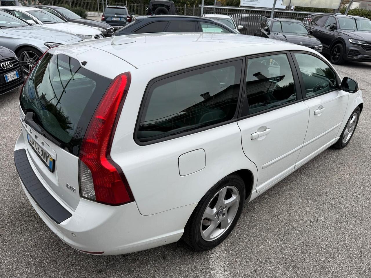 Volvo V50 D2 POLAR PLUS