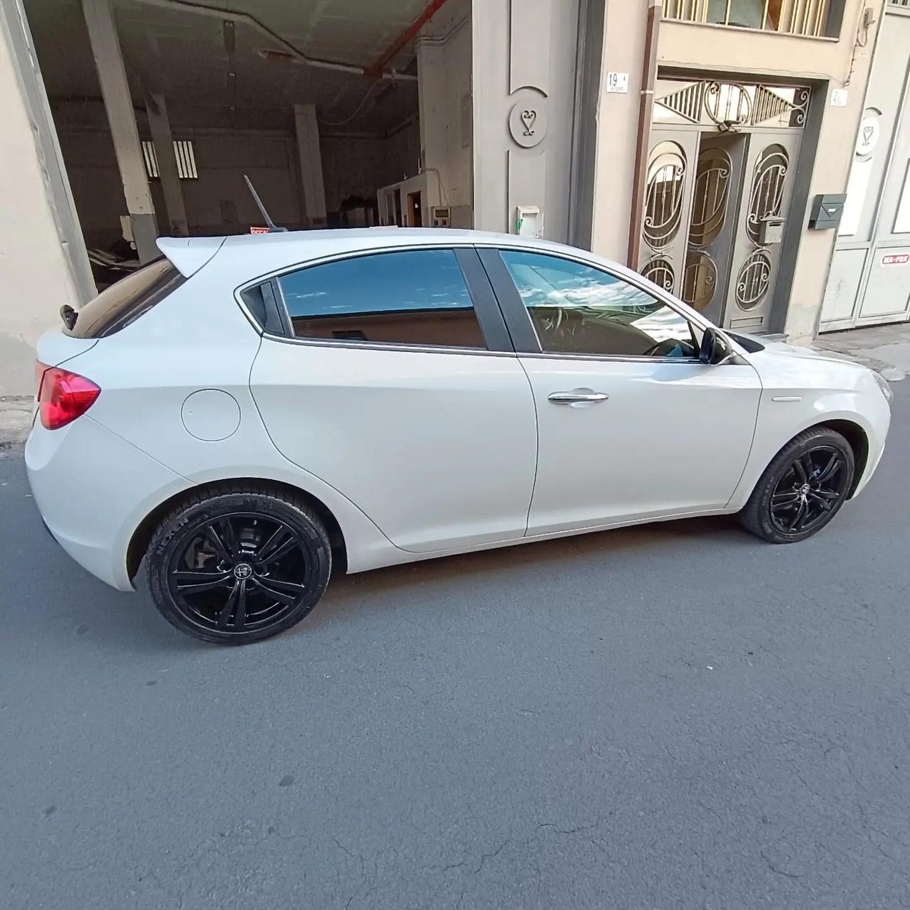 Alfa Romeo Giulietta 1.6 105Cv Unicoproprietario FULL OPT!!