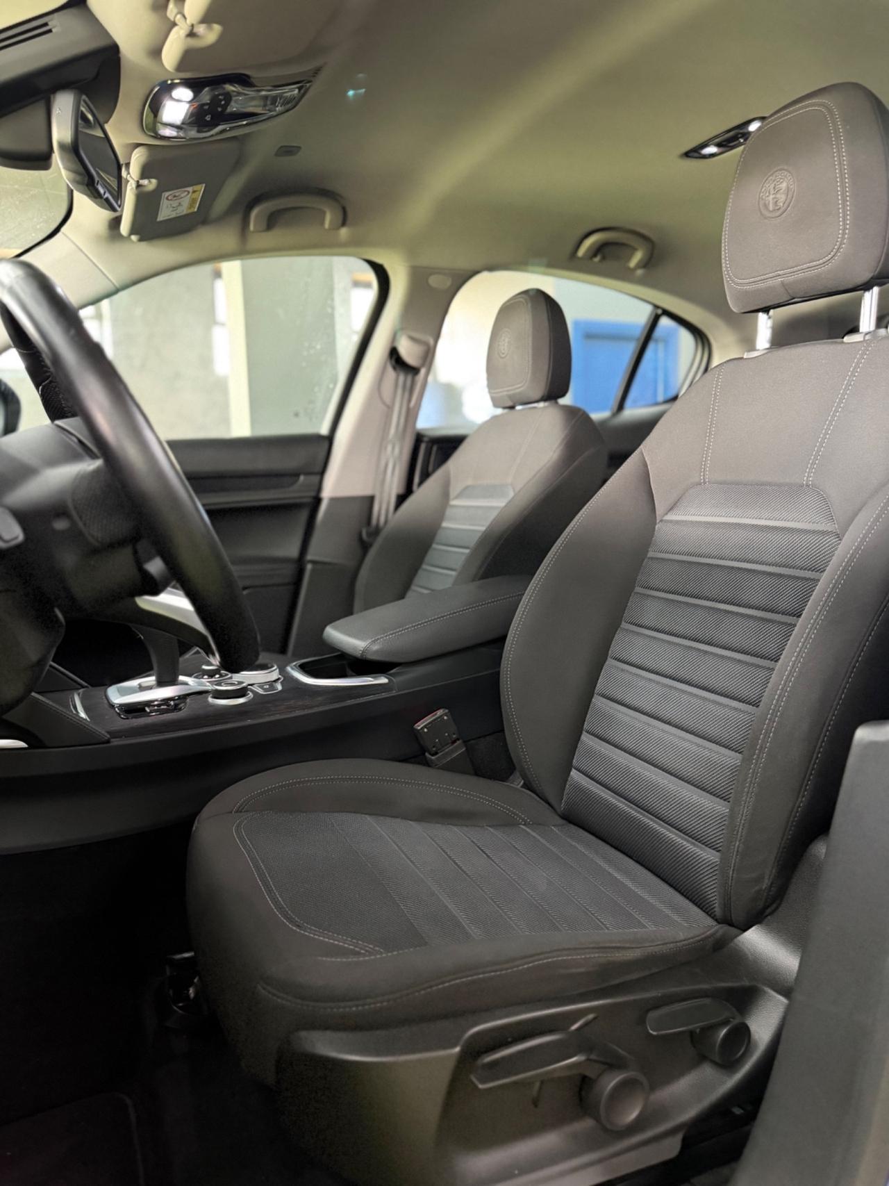 Alfa Romeo Stelvio 2.2 Turbodiesel 190 CV AT8 RWD Executive