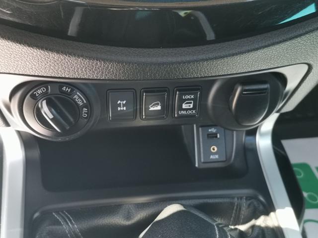 NISSAN Navara 2.3 dCi 4WD Double Cab Acenta / RIDOTTE+DIFFERENZ.