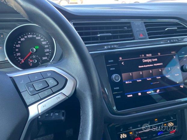 VOLKSWAGEN Tiguan 2.0 TDI 150 CV SCR DSG Life