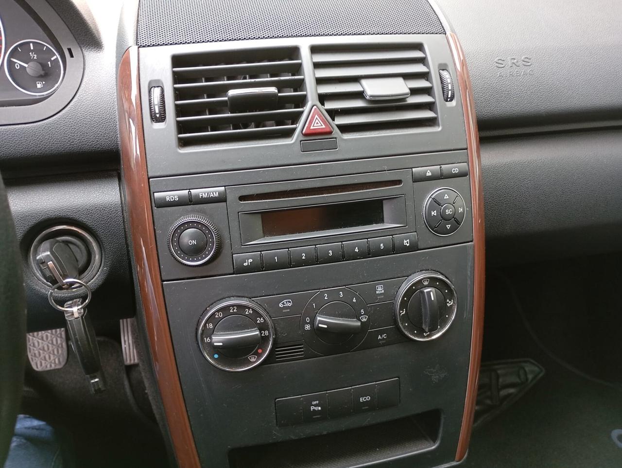 Mercedes-benz A 180 BlueEFFICIENCY-2010