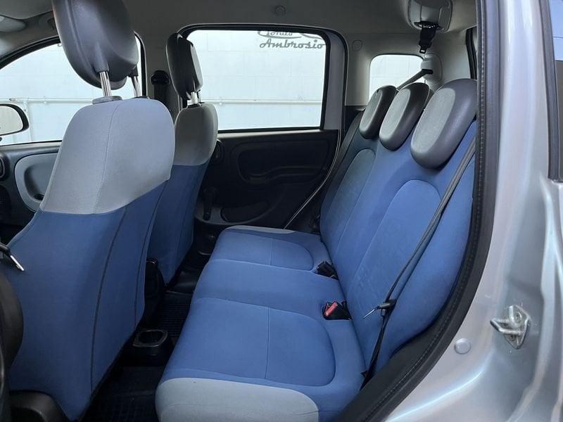 FIAT Panda Panda 1.2 GPL tua da 99,00 al mese