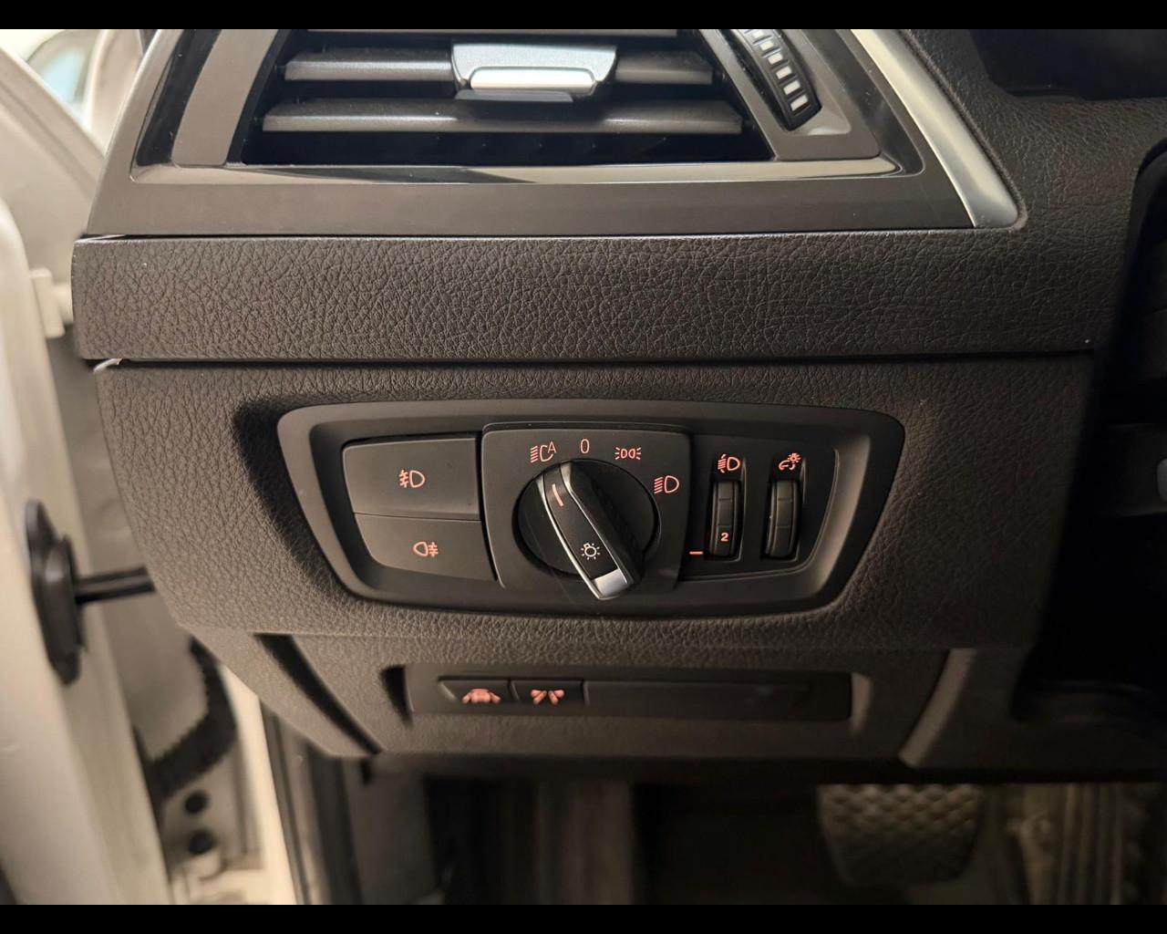 BMW Serie 1 (F20) - 116d 5p. Sport