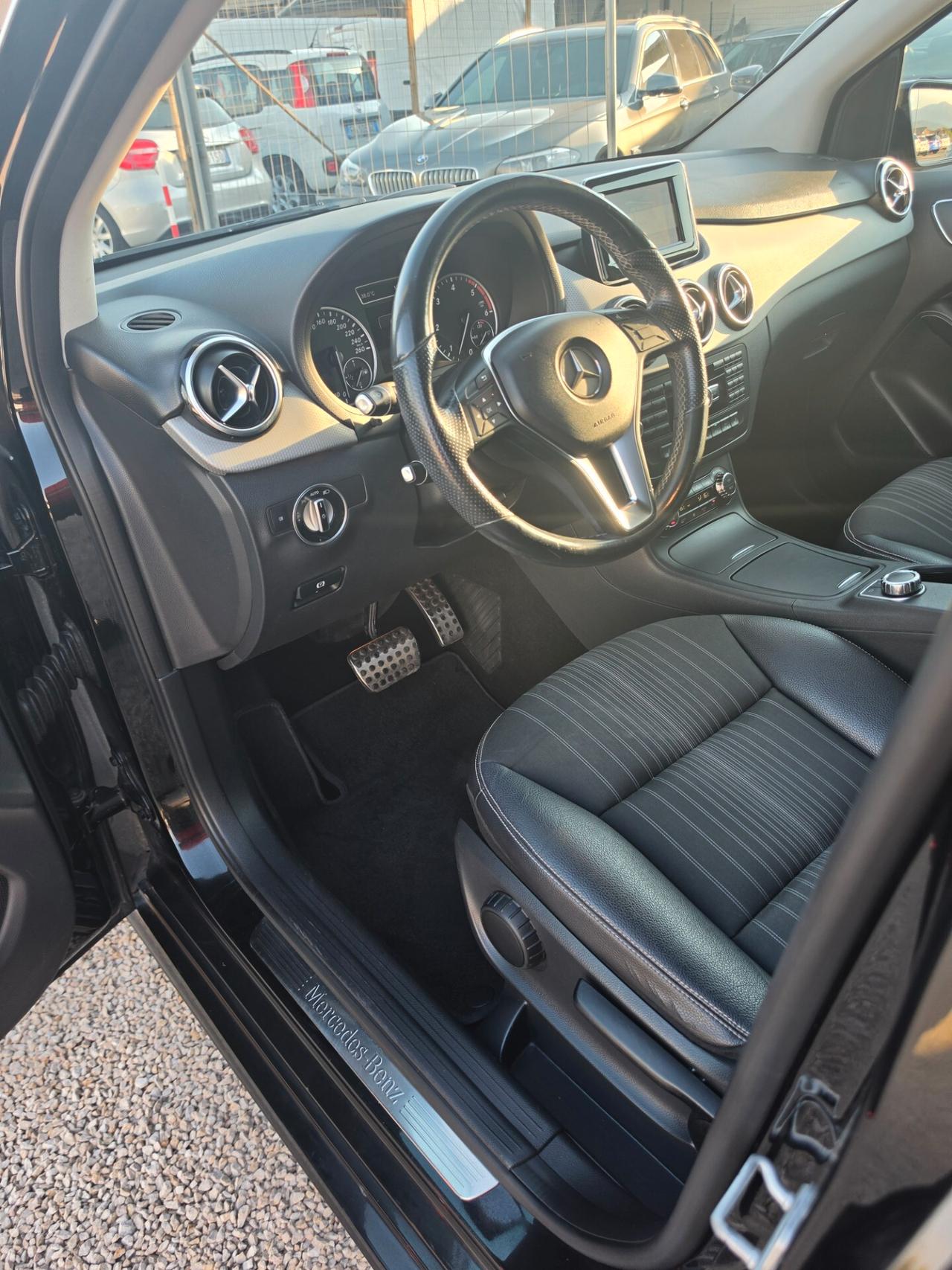 Mercedes-benz B 180 CDI Automatic Premium motpre mercedes classe