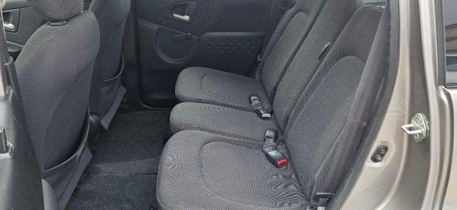 TOYOTA Yaris Verso 1.3i 16V cat Sol '03