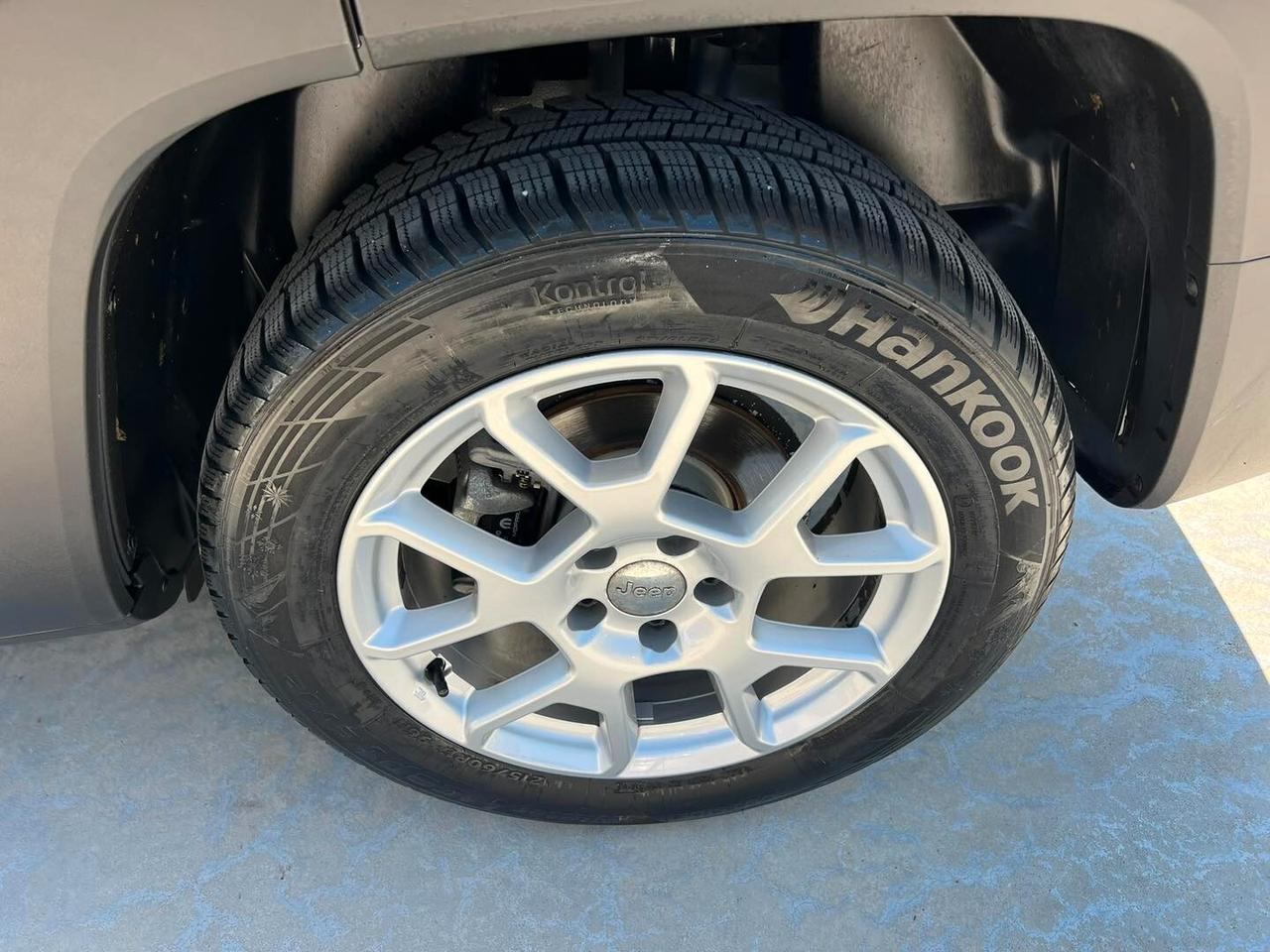 Jeep Renegade 1.3 T4 DDCT Limited -FULL OPT-