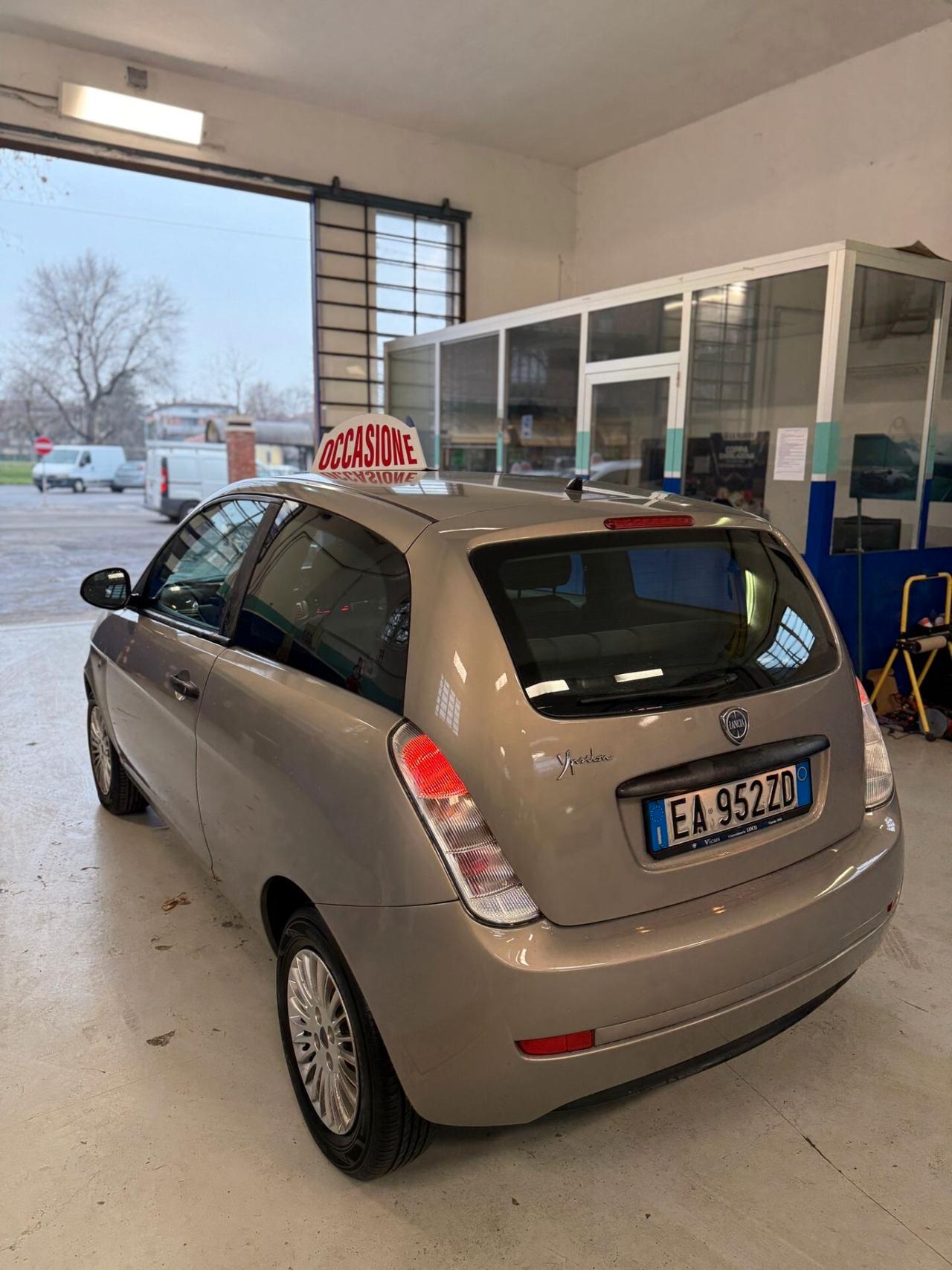 Lancia Ypsilon 1.2 Argento