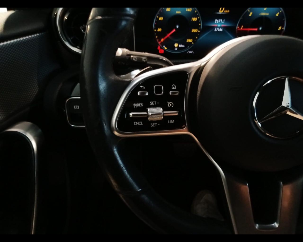 Mercedes-Benz Classe A - W177 2018 - A 180 d Sport auto