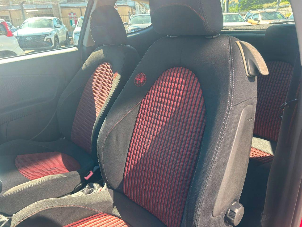 Alfa Romeo MiTo 1.4 tb m.air Distinctive 135cv