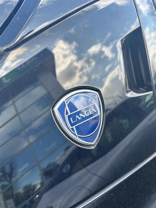 Lancia Ypsilon Ibrida Ibrida 100cv Ypsilon e-DCT in caso di finanziamento extrasconto 1000 €