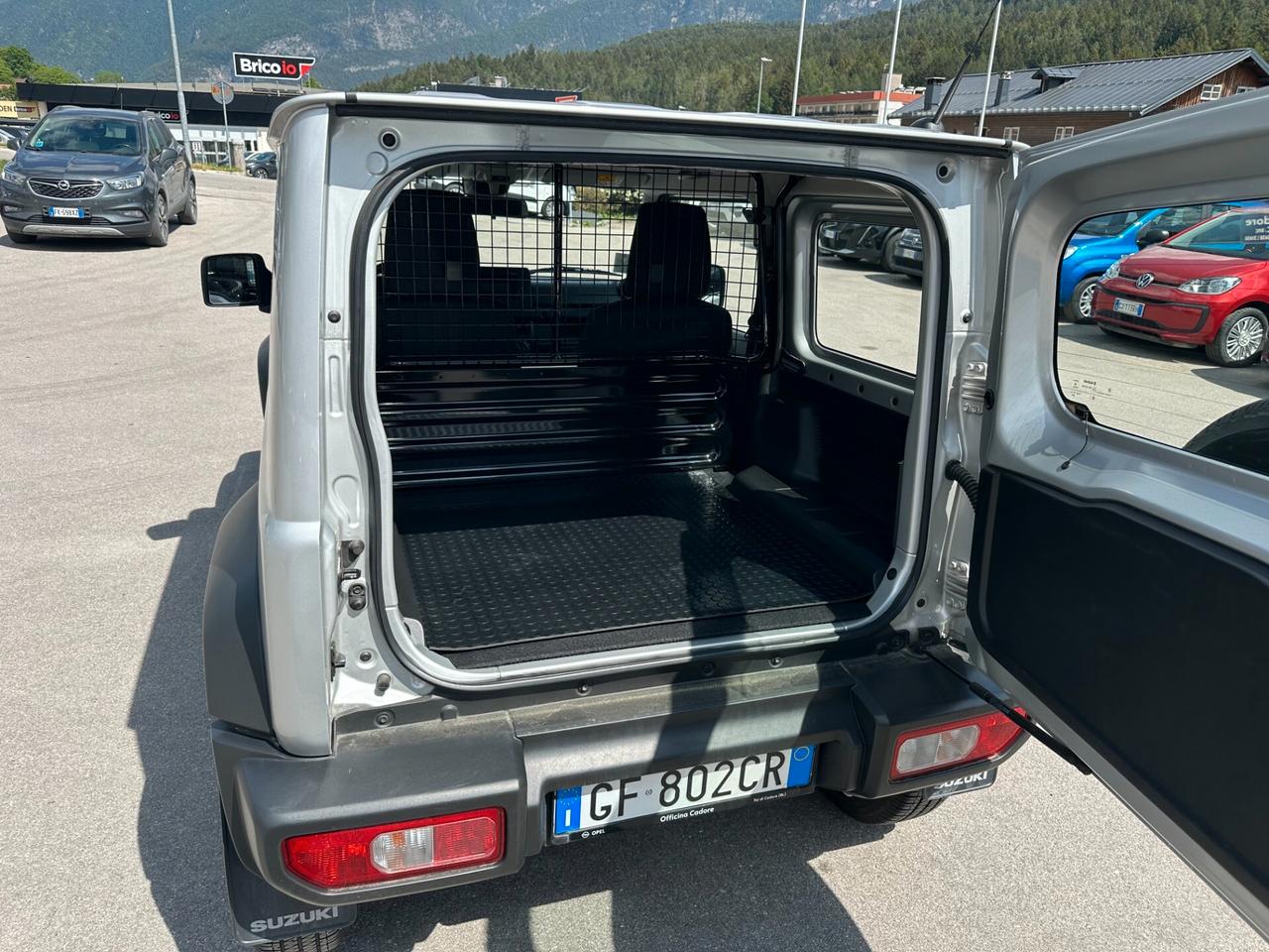 Suzuki Jimny 1.5 5MT