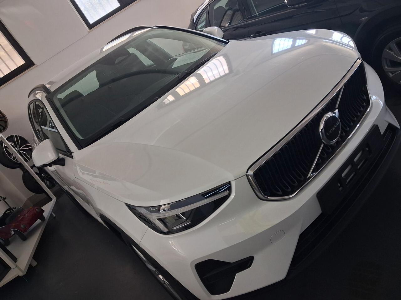 Volvo XC40 B3 automatico Essential