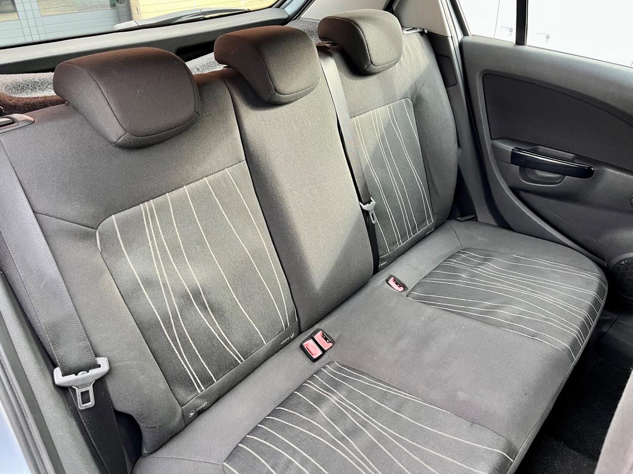 Opel Corsa 1.2 5 porte benzina