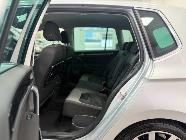 VOLKSWAGEN Golf Sportsvan 2.0 TDI Highline BlueMotion Technology
