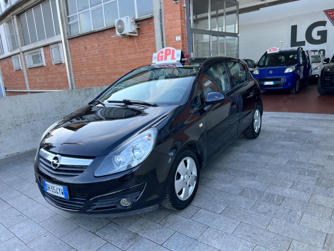 Opel Corsa 1.2 80CV 5 porte GPL-TECH Enjoy