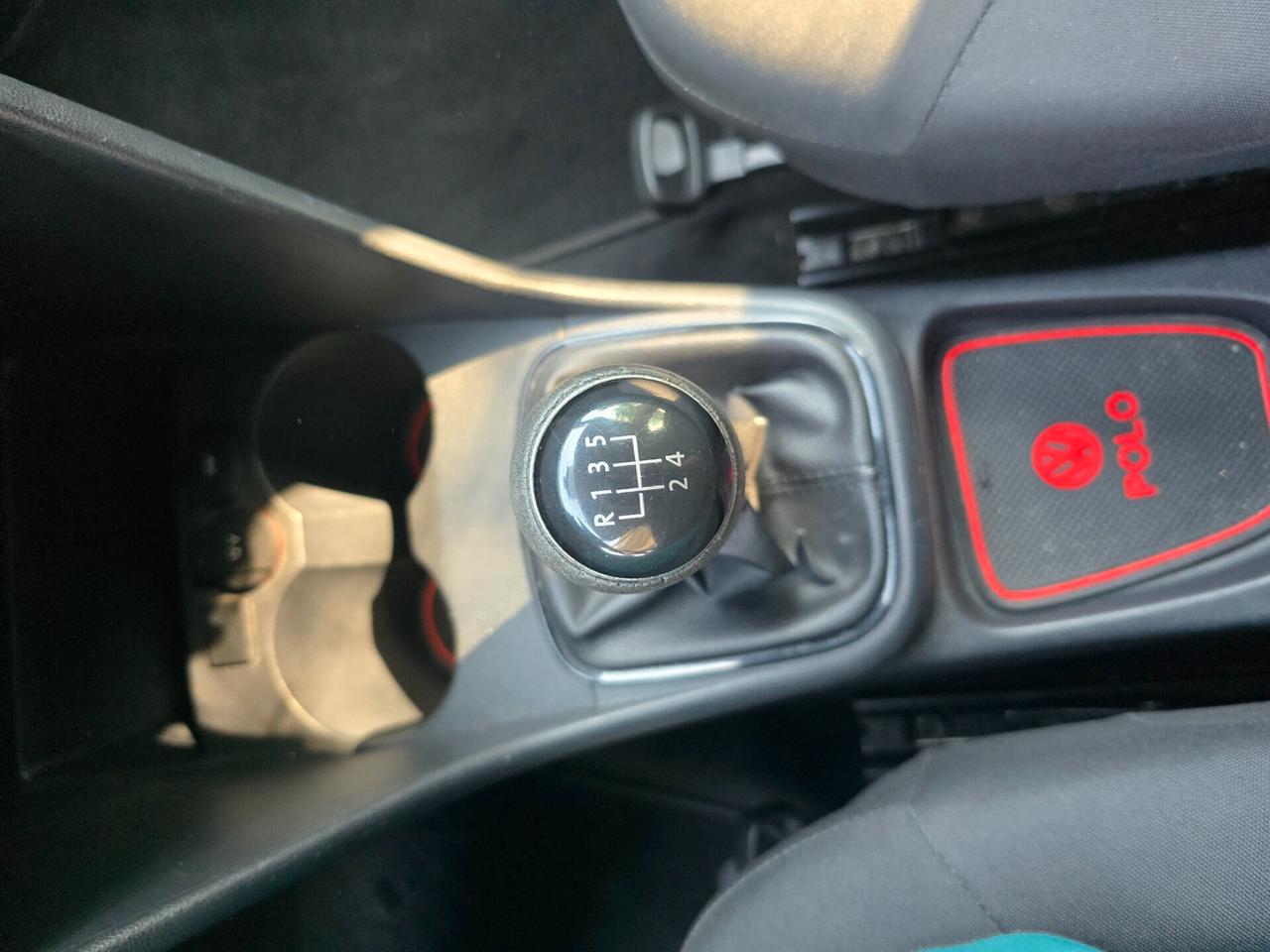 Volkswagen Polo 1.4TDI 75CV EURO6 190000KM-2015