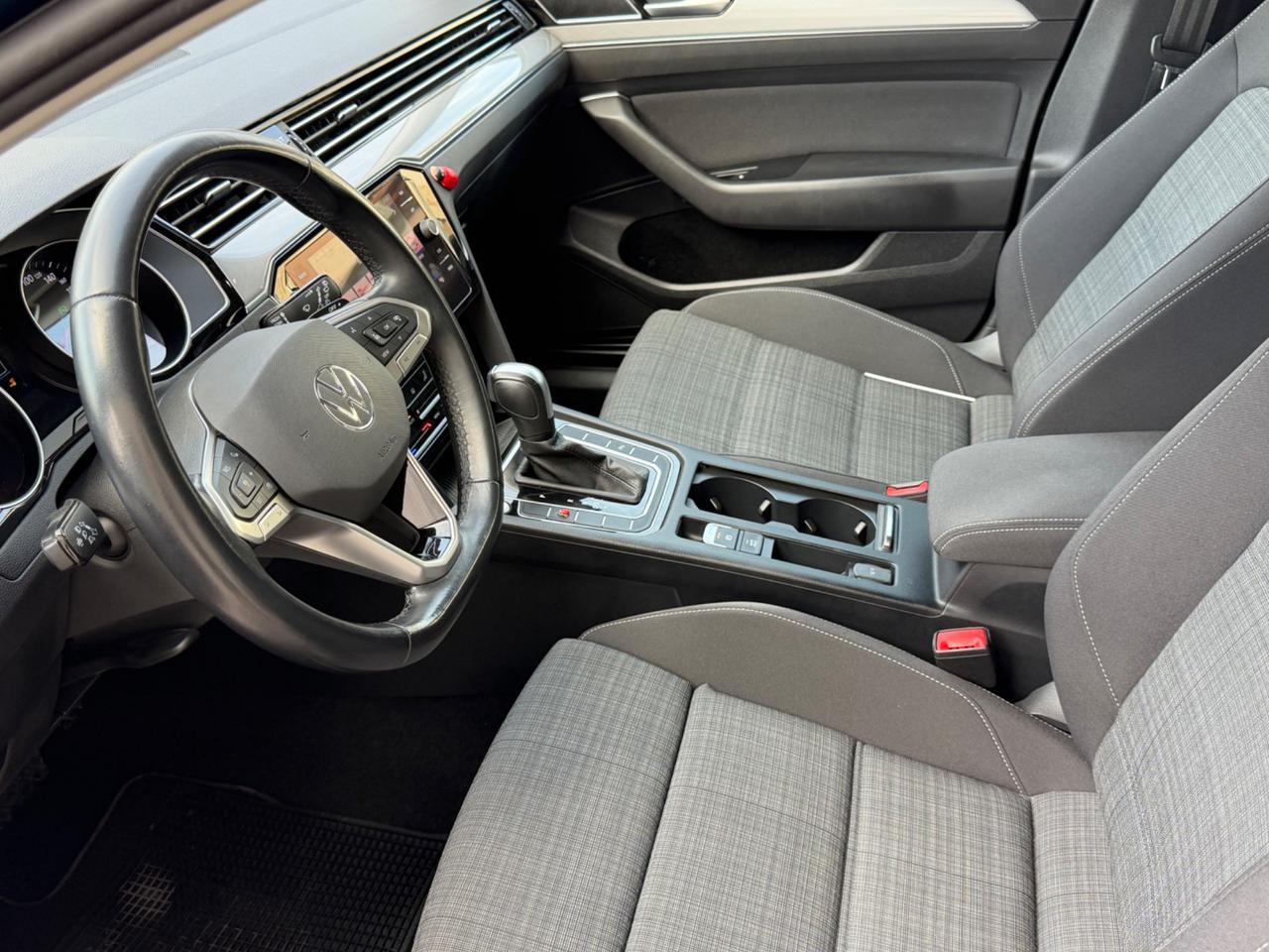 Volkswagen Passat Variant 2.0 TDI SCR 122 CV EVO DSG Business