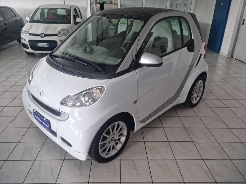 SMART fortwo 2ª serie fortwo 800 40 kW coupé ...