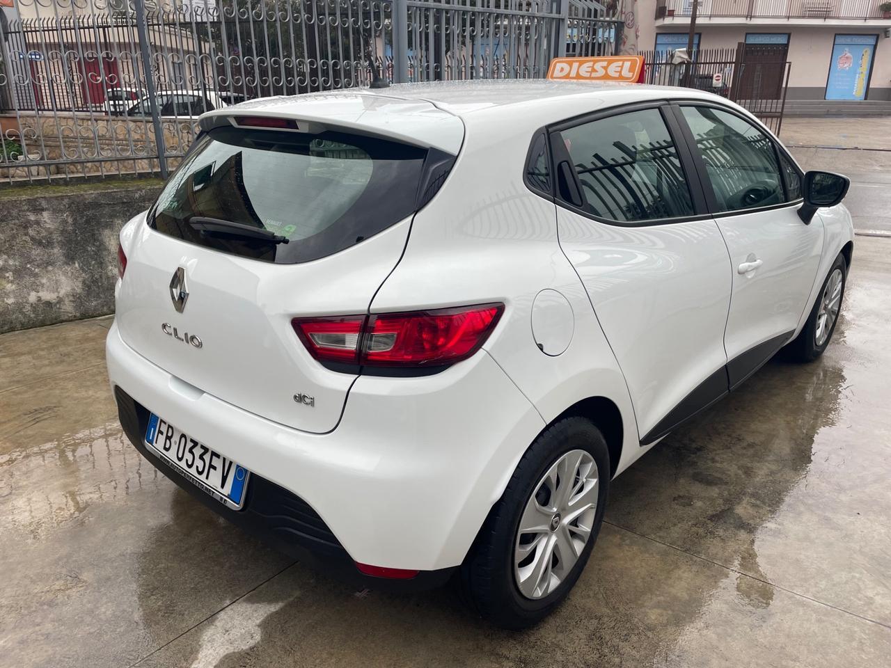 Renault Clio 1.5 dCi 8V 75CV Start&Stop 5 porte Duel