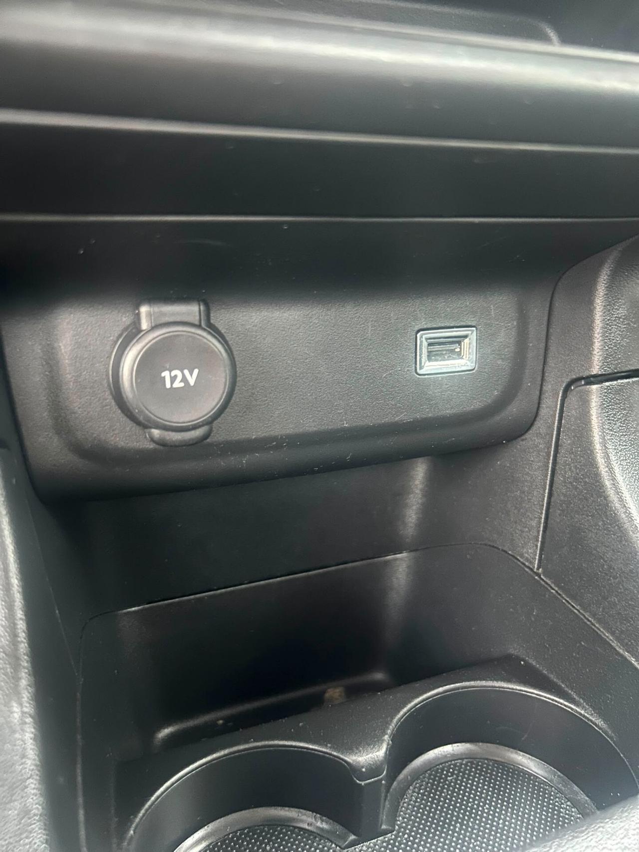 Citroen C3 1.2 benzina 83 CV Shine