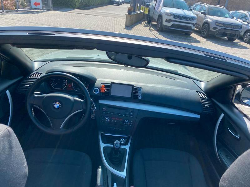 BMW 118 d Cabrio 2.0 Attiva 143cv