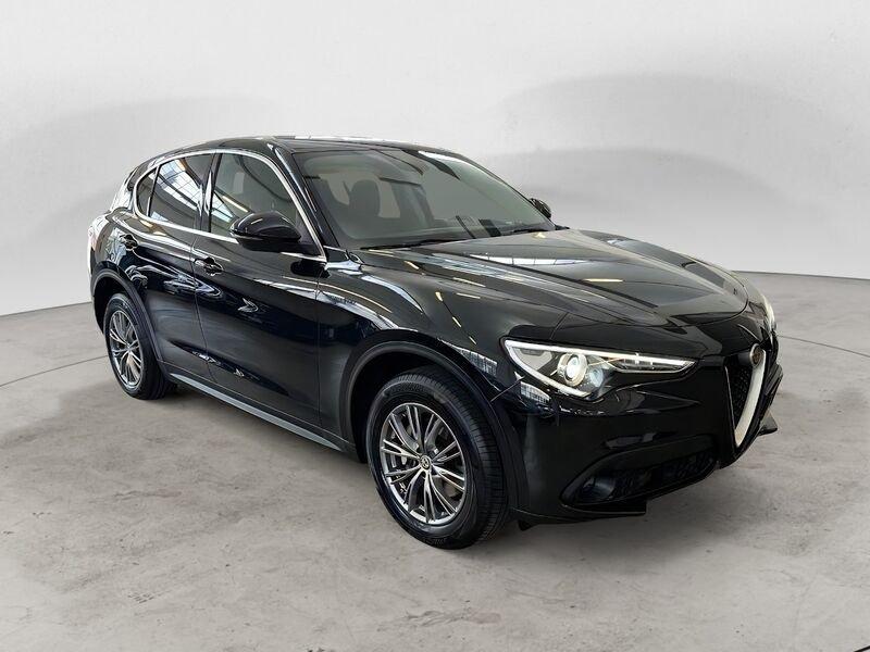 Alfa Romeo Stelvio 2.2 Turbo Diesel 210CV AT8 Q4 Business