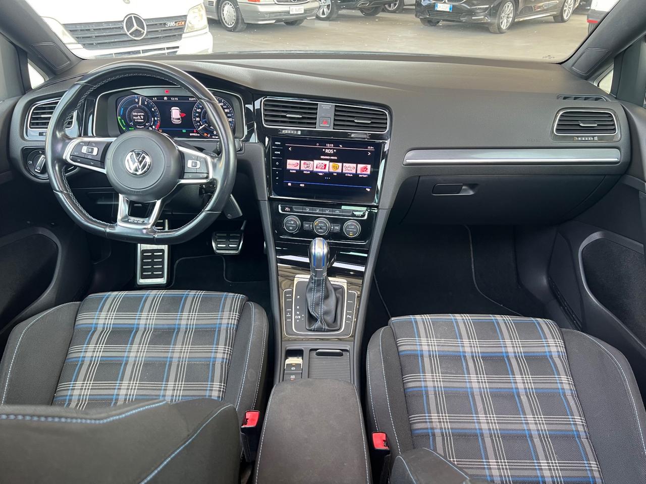 Volkswagen Golf GTE 1.4TSI 150 CV FINANZIABILE