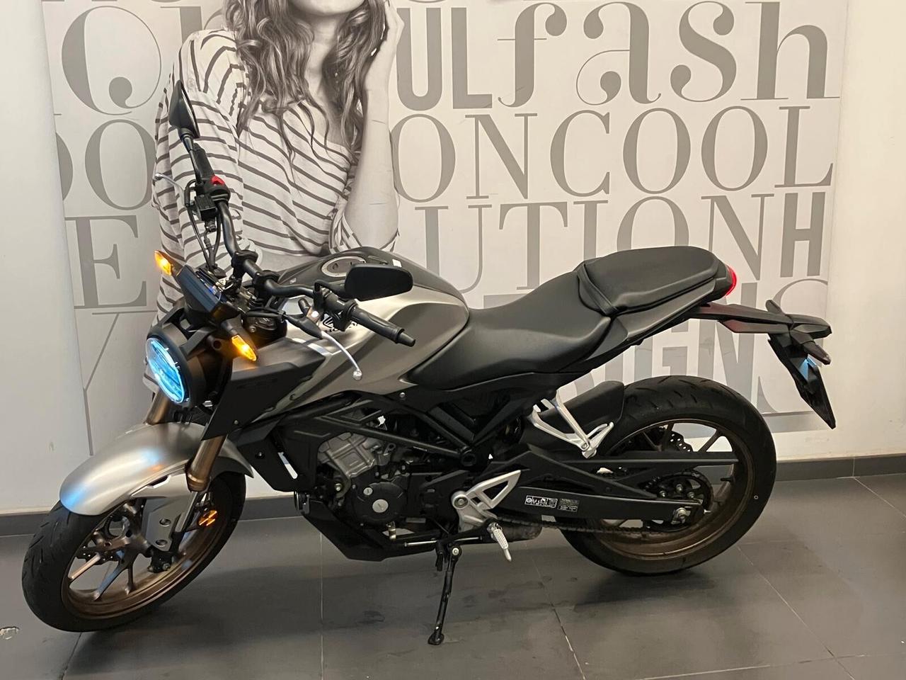 Honda CB 125 R ABS