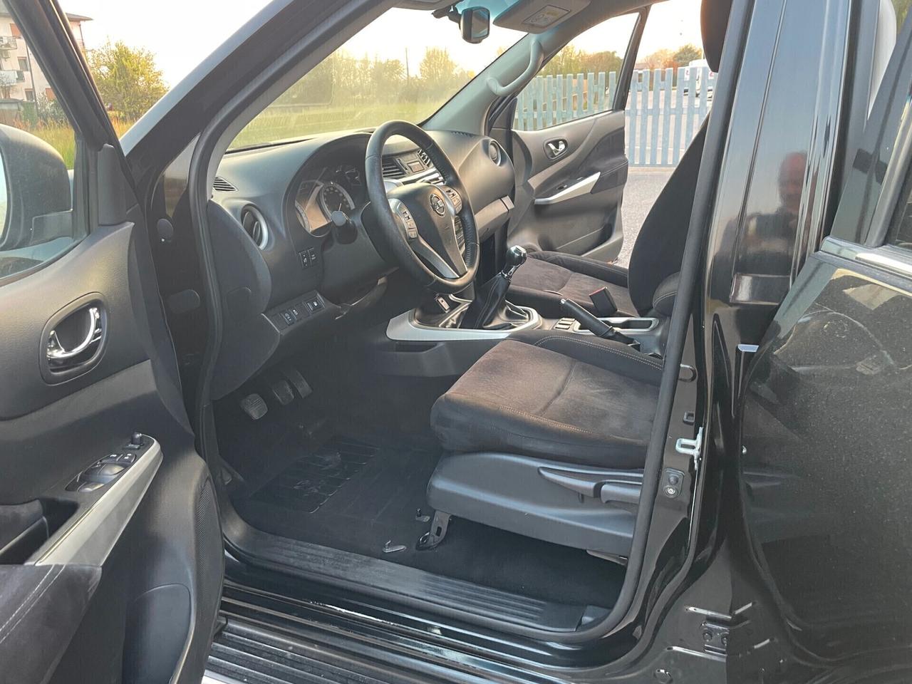 Nissan Navara 2.3 dCi 4WD Double Cab N-Connecta