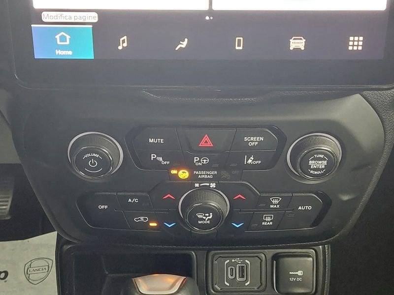 Jeep Renegade e-Hybrid 1.5 T4 MHEV 130cv Summit DDCT