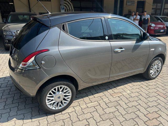 LANCIA Ypsilon 0.9 TwinAir 85 CV 5 porte Metano OK NEOPATENATO