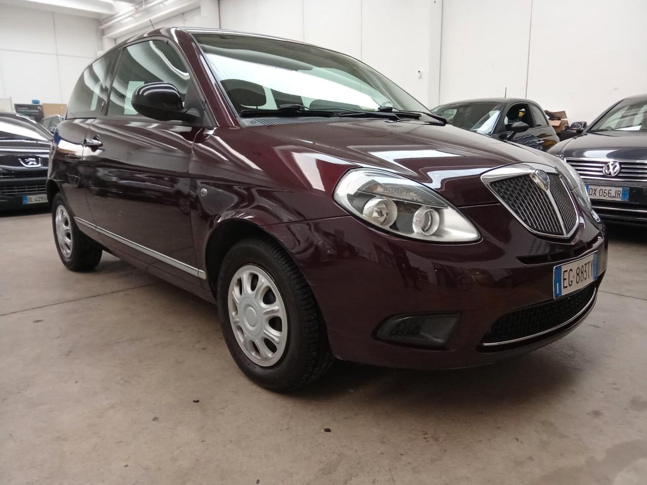 Lancia Ypsilon 1.2 69 CV Diva. / NEOPATENTATI