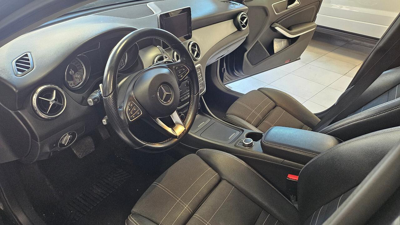 Mercedes-benz GLA 200 d Sport automatica garanzia 12 mesi
