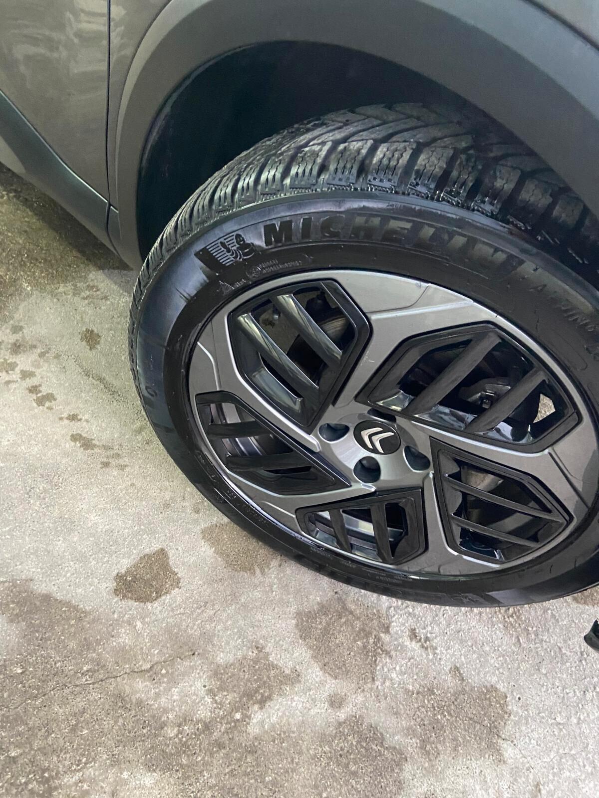 Citroen C4 BlueHDi 130 S&S EAT8 Shine