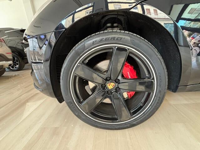 Porsche Macan Turbo 3.6 benzina 400cv pdk 2017