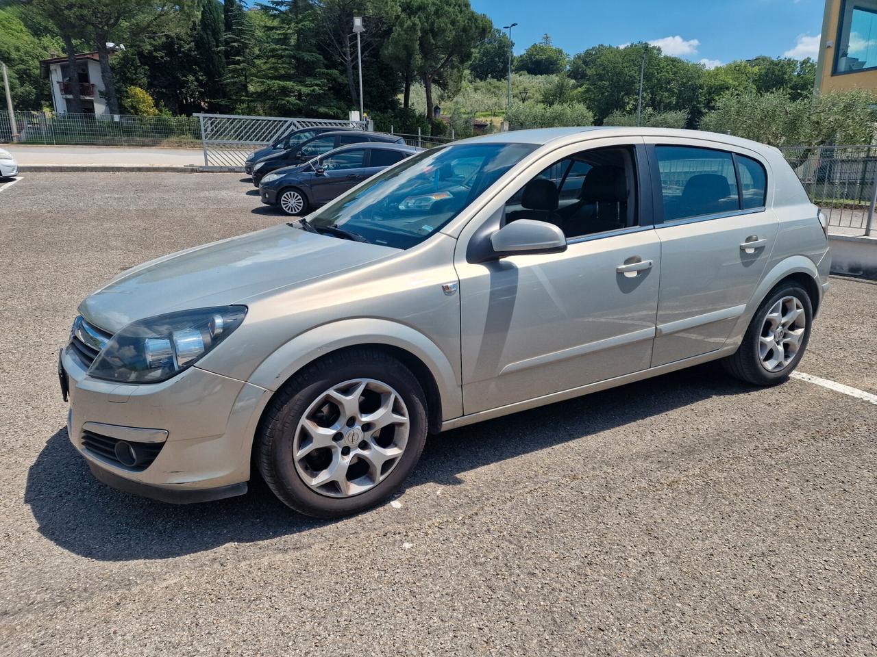 Opel Astra 1.7 CDTI 101CV 5 porte Cosmo