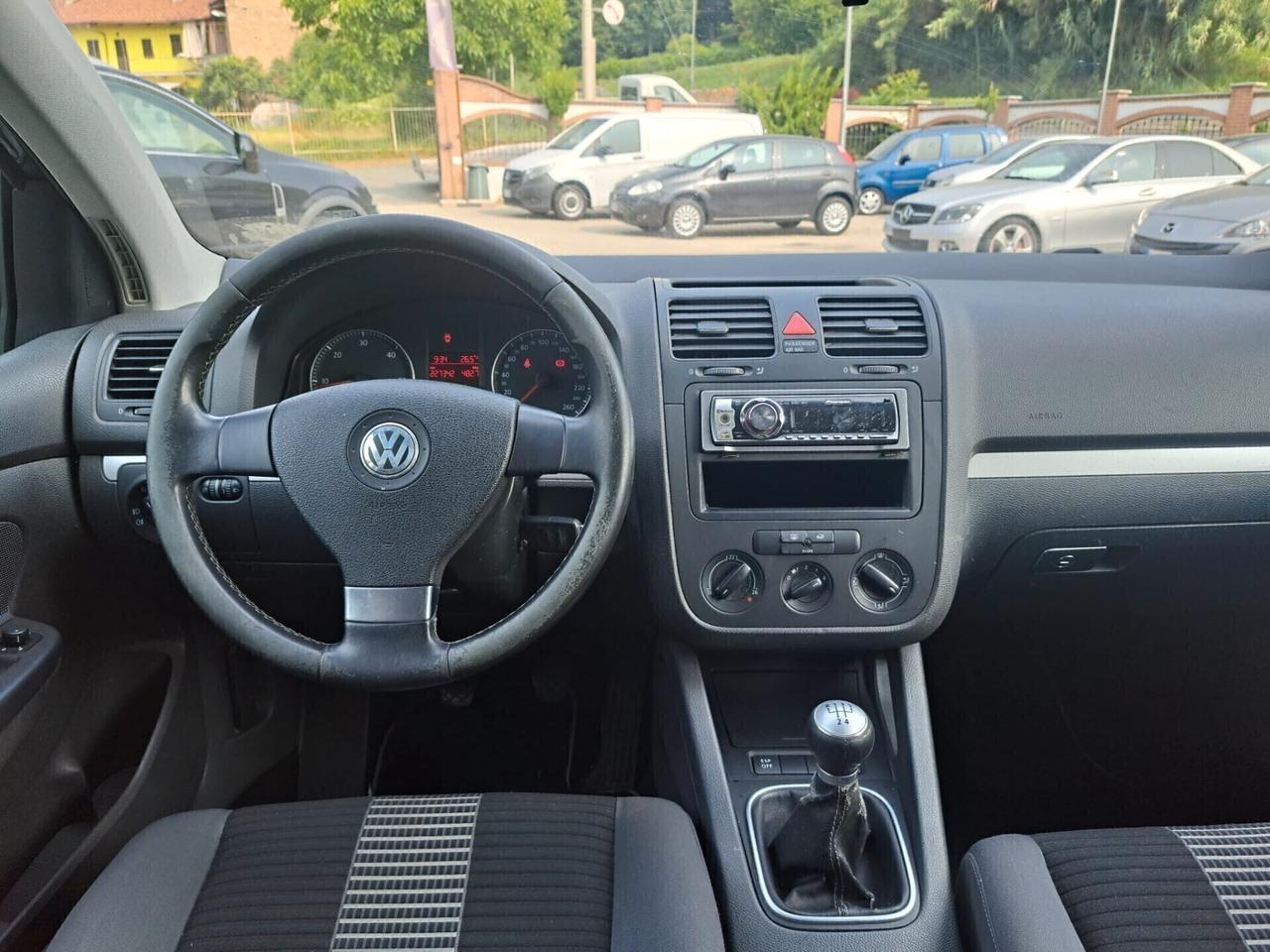 Volkswagen Golf 1.9 5p. / 105CV / OK NEOPATENTATI