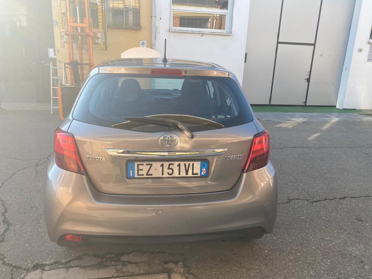 Toyota Yaris 1.0 5p. Active 69cv - OK NEOP. - GARANZIA 12 MESI